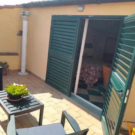 Lea Apartment Pistoia Exterior photo
